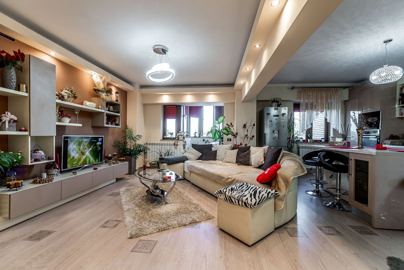 Apartament 2 camere – Zona Intim | Etaj 3 cu lift | 78.500 € - Poză 4