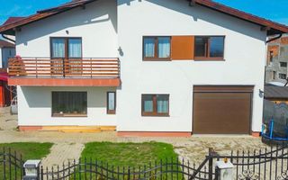 Casa individuală de vânzare Sânpetru, 5 camere, garaj, foișor, curte - Poză 1