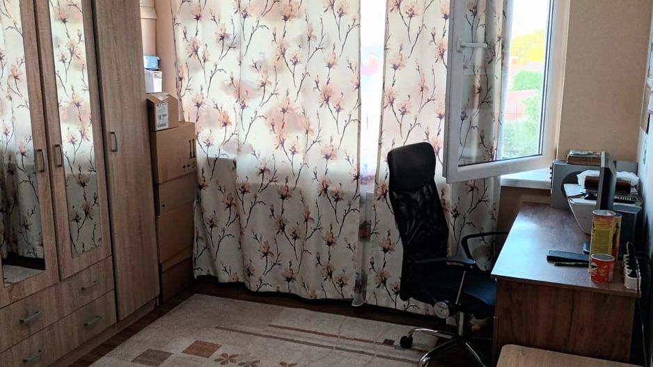 Ag EUROPA vinde ap 2 cam 68mp la etajul 6 în zona BURDEA. - Poză 5