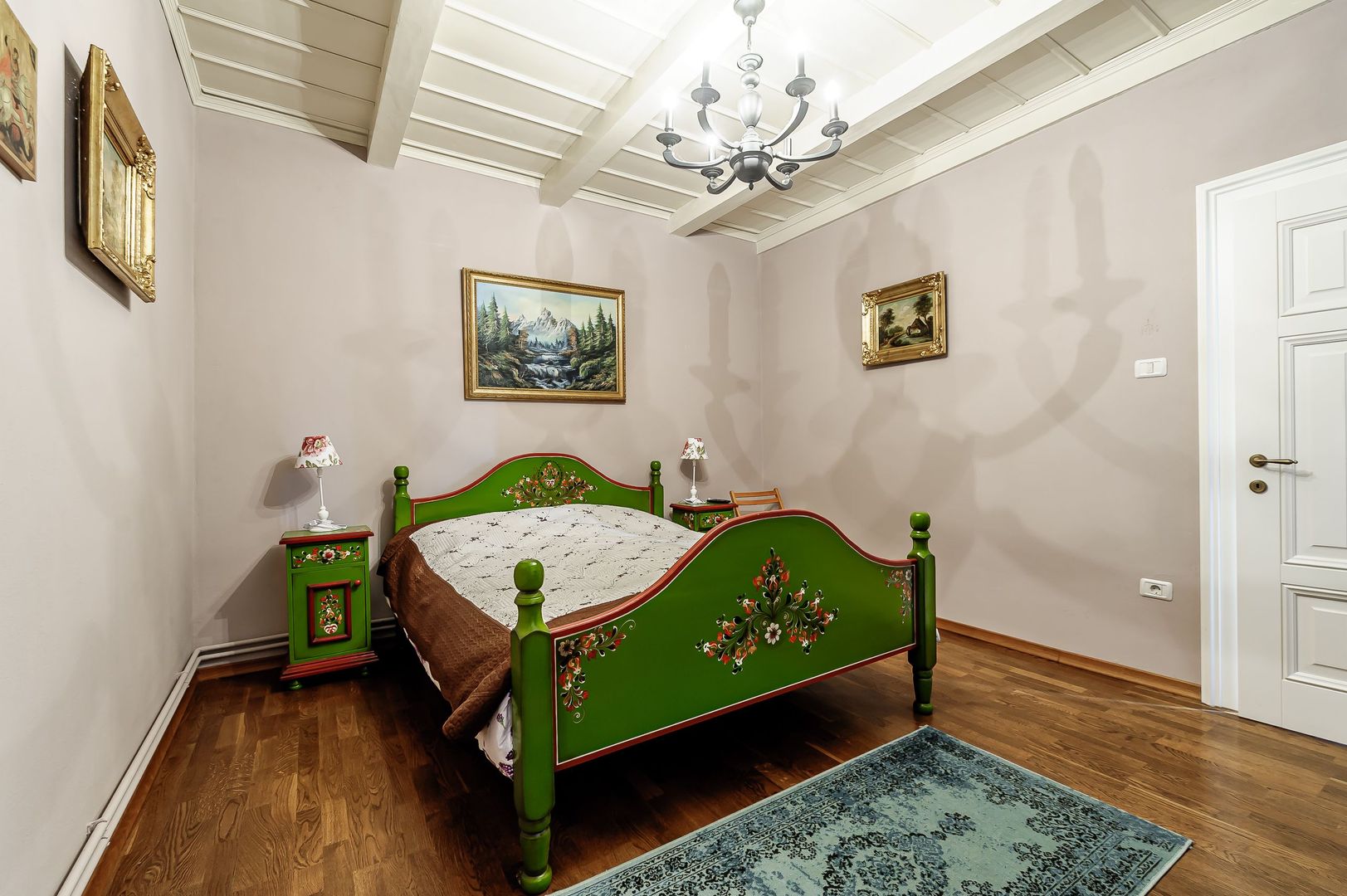 REZERVAT Visezi la o proprietate unică, plină de istorie și farmec? - Poză 4