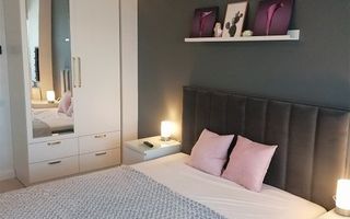 Inchiriez ap complex royal town cu parcare inclusa - Poză 2