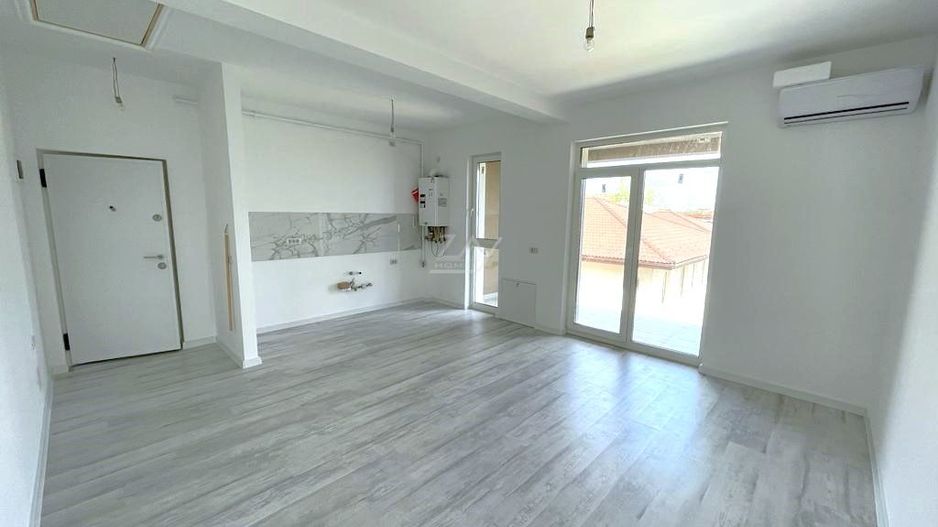 Bloc finalizat. Etaj 1. Loc de parcare. - Poză 1