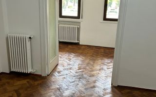 Bd Mihail Kogalniceanu - Facultatea de Drept | 3 camere  | Parter - Poză 1