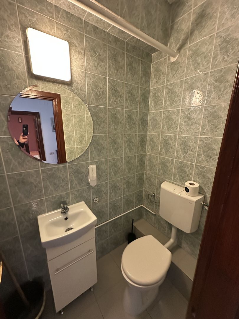 Apartament cu 3 camere în zona P-ta Unirii - Poză 14