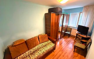 Apartament cu 3 camere - Craiovita Noua - etaj intermediar - Poză 5