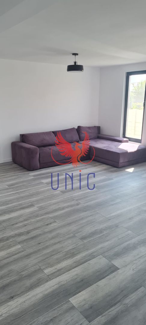 Casa finisata ultramodern, Isalnita - Poză 2