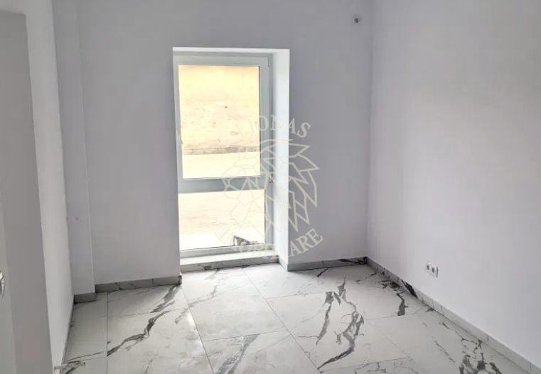 Spatiu comercial Nou 30 mp-ideal cabinet, birou, locuire-Central - Poză 1