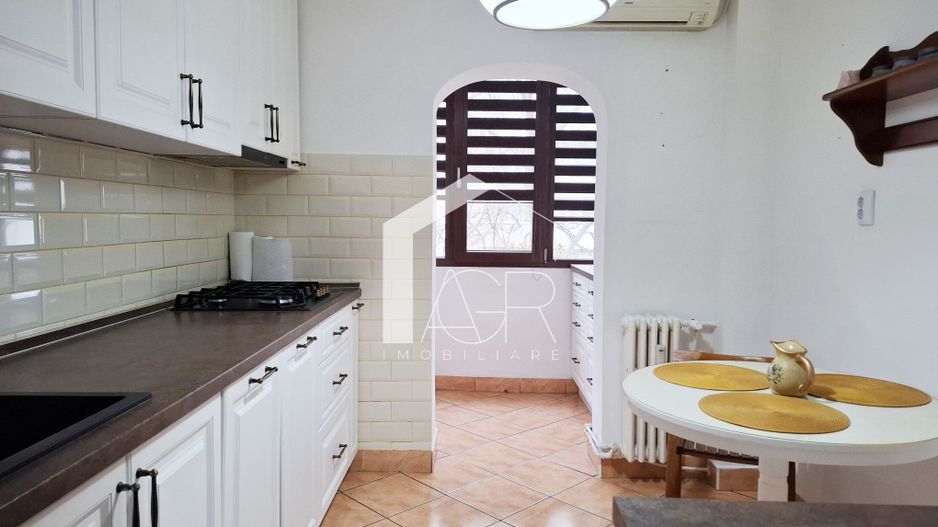 Apartament cu 2 camere, decomandat, zona B-dul. Bucuresti - Poză 4