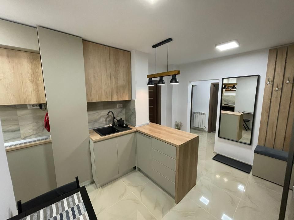 Vanzare Apartament 3 camere, Drumul Sarii Sector 5 - Poză 14