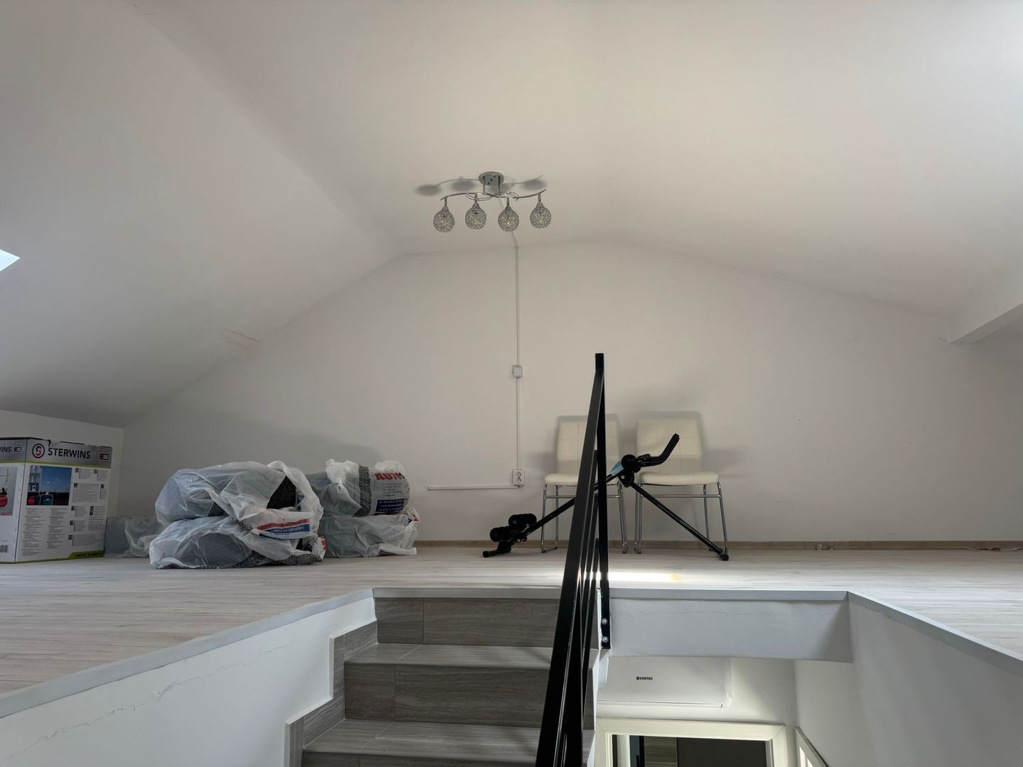 CASA INSIRUITA - INDEPENDETEI, MOBILATA, TOATE UTILITATILE, COMIS 0% - Poză 7