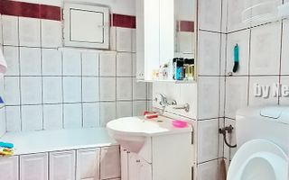 Vanzare apartament 3 camere, Banat - Poză 8