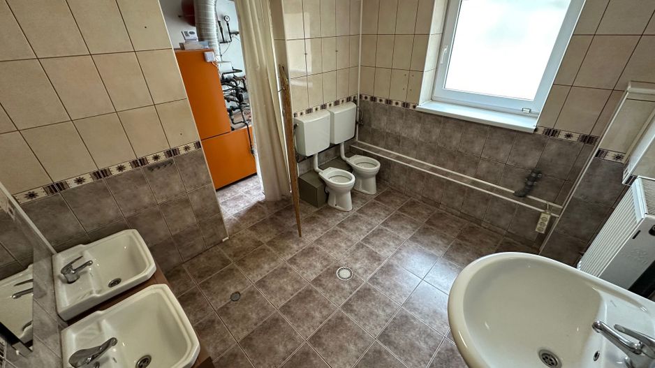 Casa in Calea Aradului pretabilă activități economice - Poză 14