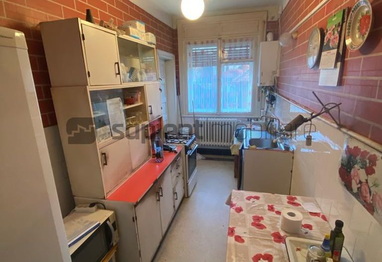 Apartament la casa situat in zona centrala - Poză 18