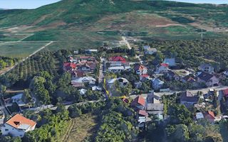 Casa vacanta zona colinara la 5 minute de municipiul Targoviste - Poză 1