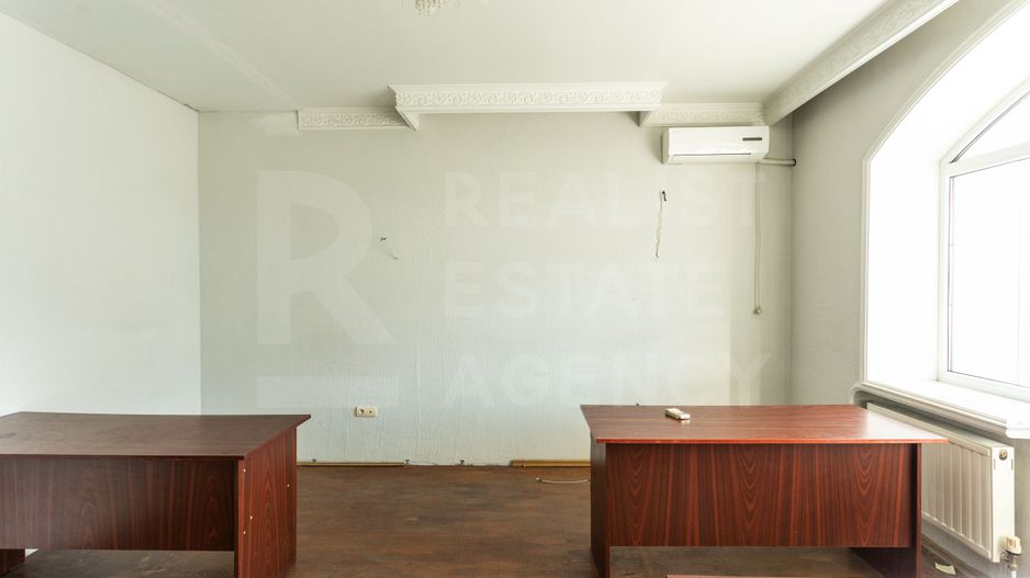 Vânzare, casă, 4 nivele, 11 odăi, str. Mazililor, Botanica - Poză 2