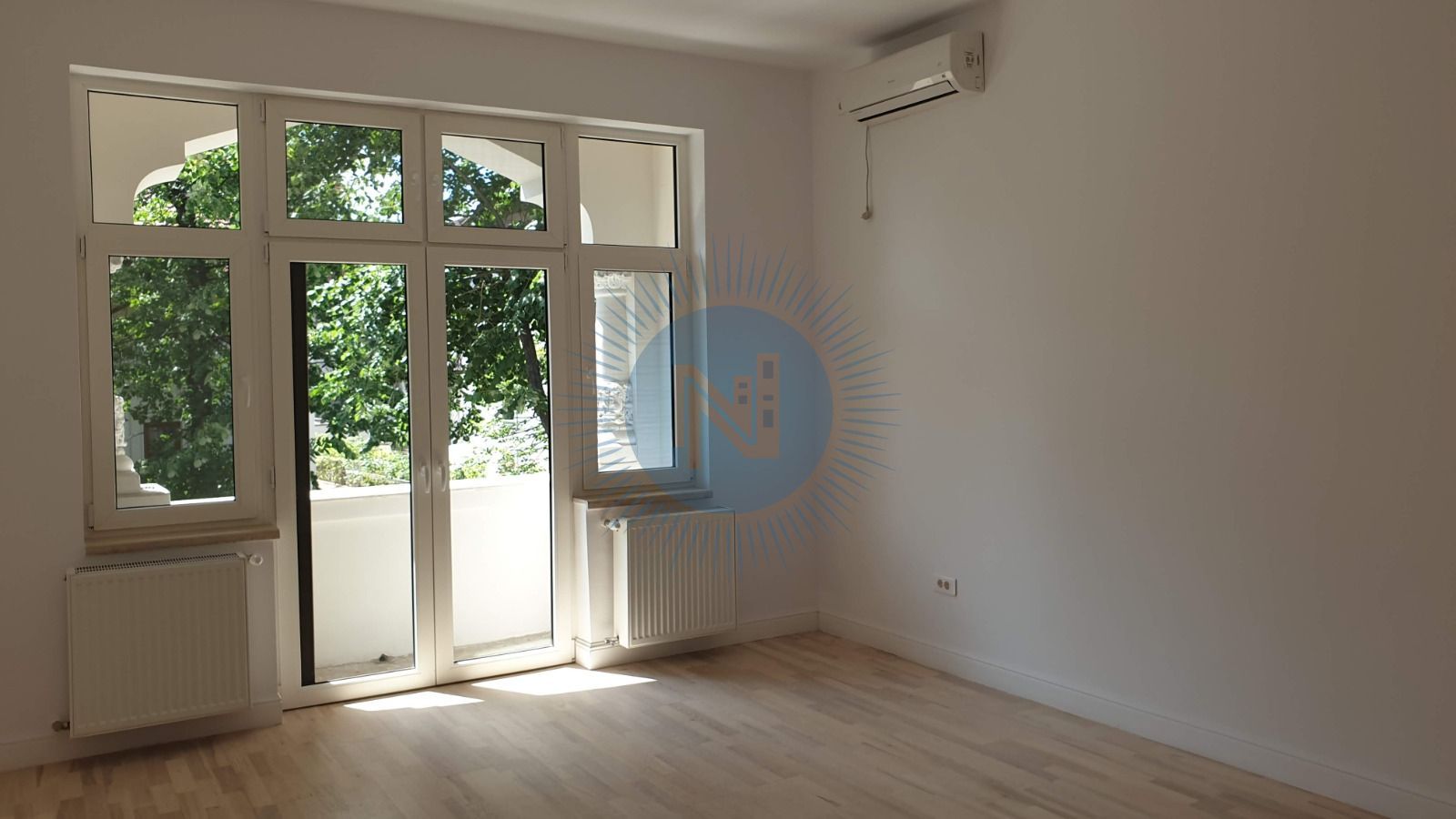 Spațiu de birouri in vila demisol etaj 1 si mansarda Capitale - Poză 3