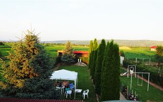 Casa cu 1064 mp teren, ideala pentru pensiune - Poză 6