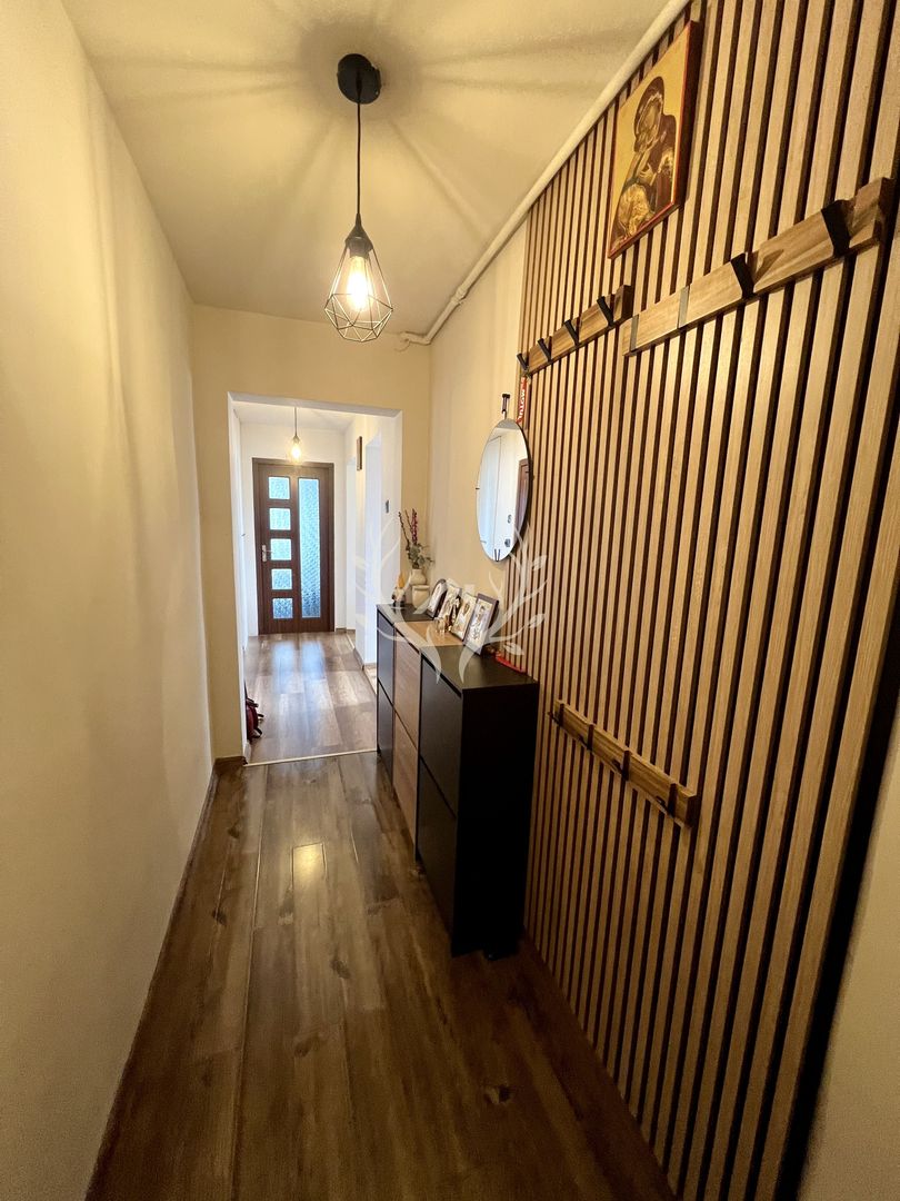 Apartament cu 2 camere decomandat + boxa in zona Bucium Manastur - Poză 7