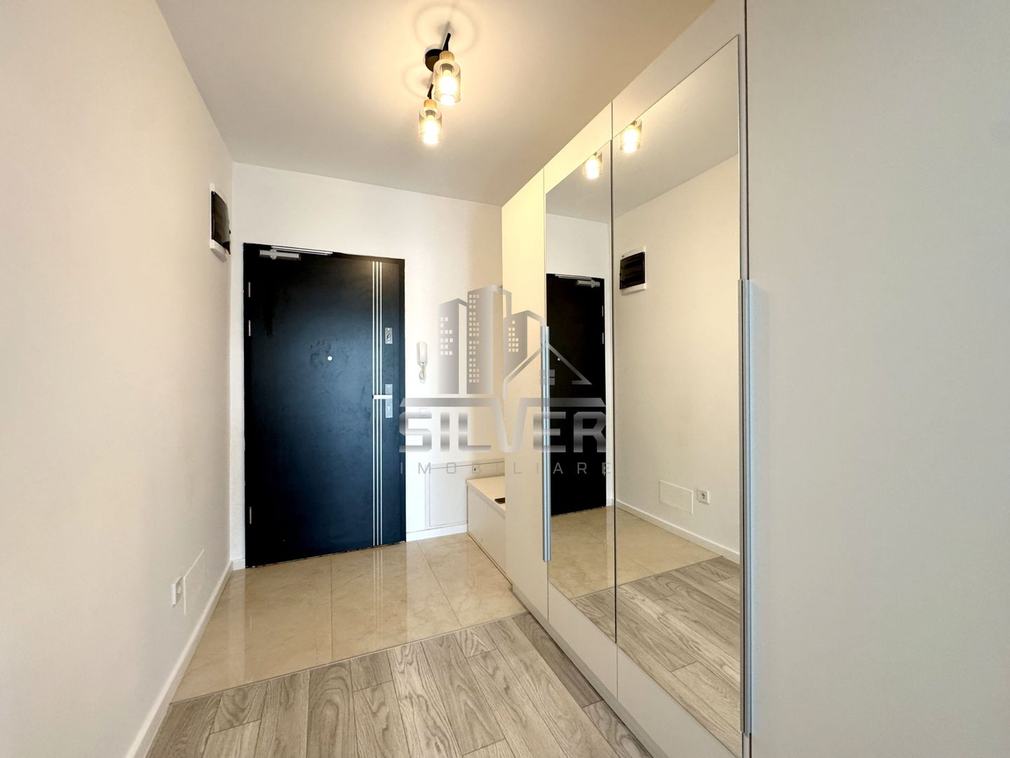 Apartament cu 2 camere la cheie in West City Tower. - Poză 14