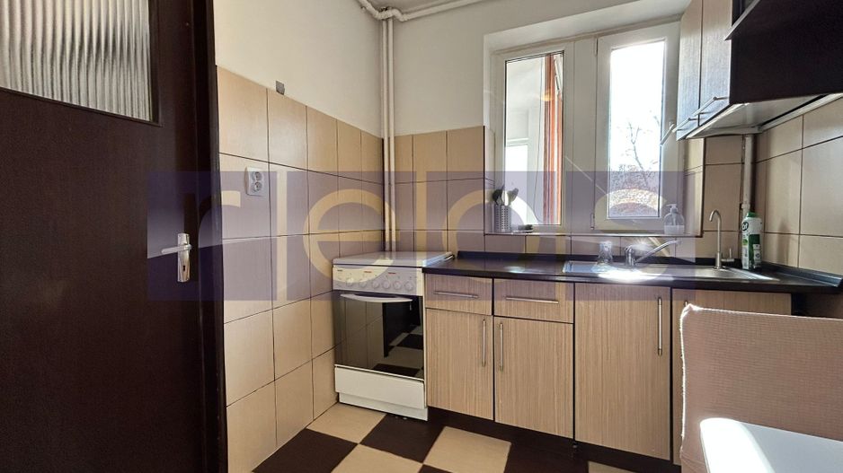 INCHIRIERE 2 CAMERE | PLAZZA ROMANIA - Poză 9