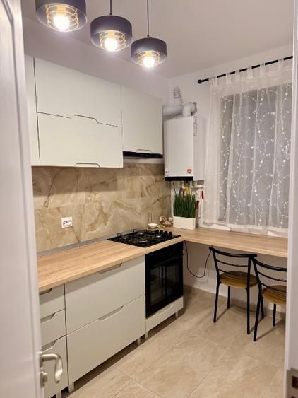 Casă modernă de închiriat în Otopeni | 2 locuri de parcare - Poză 5