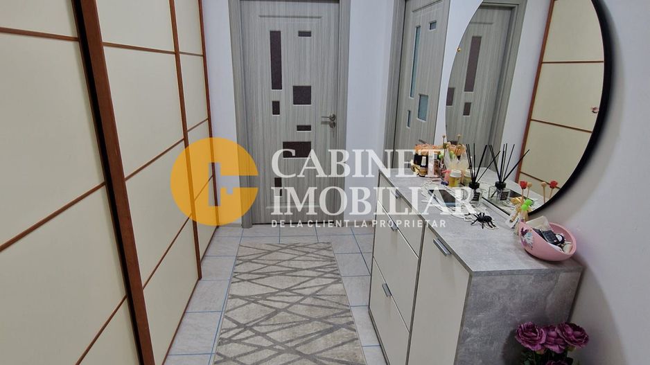 2 Camere Decomandat- Mobilat si Utilat- Etaj 1- Mircea cel Batran - Poză 1