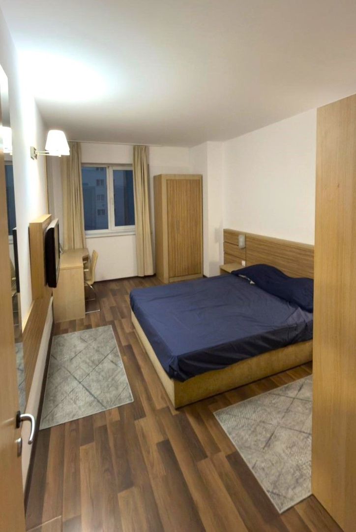 Vânzare Apartament 2 Camere Decomandat Rin Grand Hotel - Poză 1