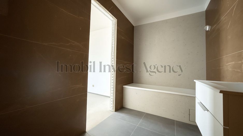 Apartament 3 camere de vanzare Pipera in bloc cu vedere la lac - Poză 12