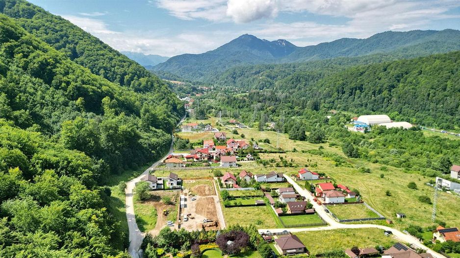 Resedinta de exceptie, in pretiosul areal Bunloc, Brasov - Poză 1
