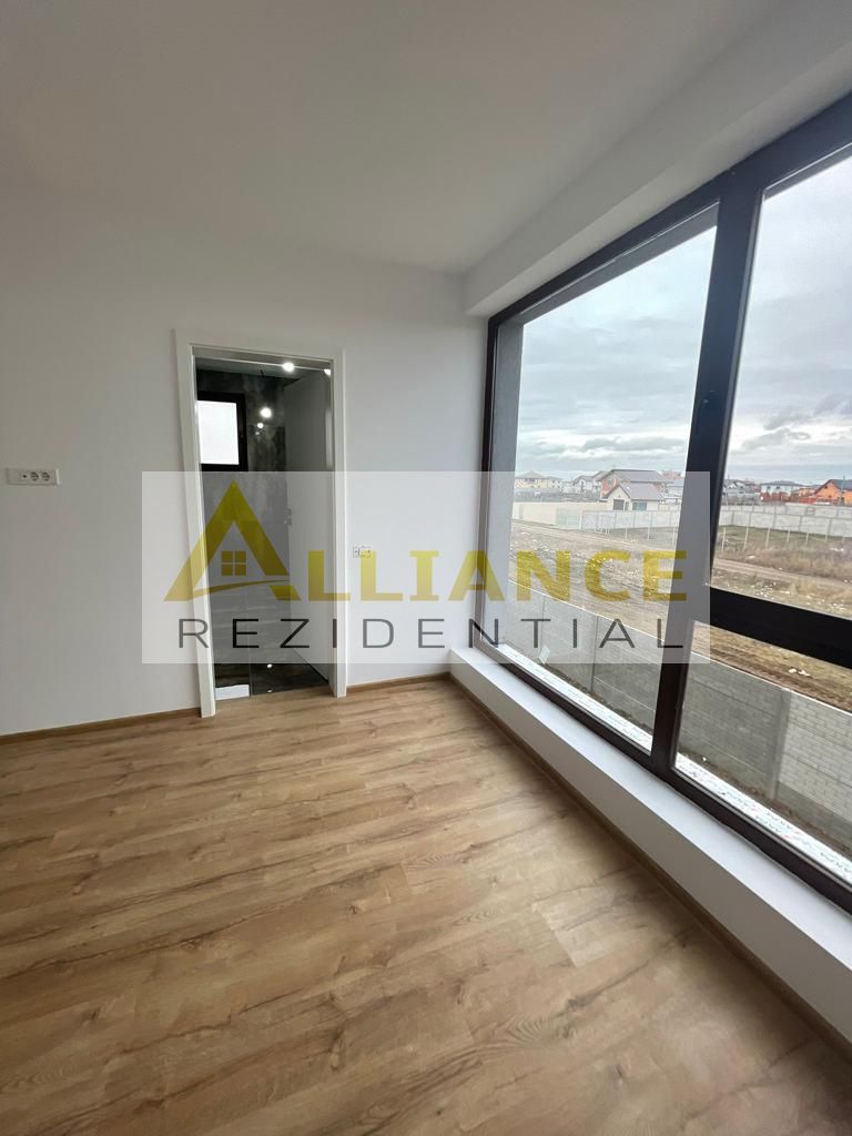 Casa individuala - 300 mp  - 5 camere - 3 bai - Poză 22