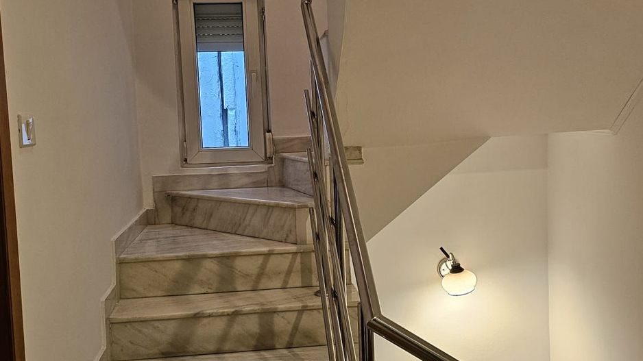 Vilă individuală  S+p+1+m– Colentina - Poză 6