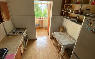 Etaj 3🏡Apartament 3 Camere/Decomandat/60mp Lidl-Nicolina 1 - Poză 5