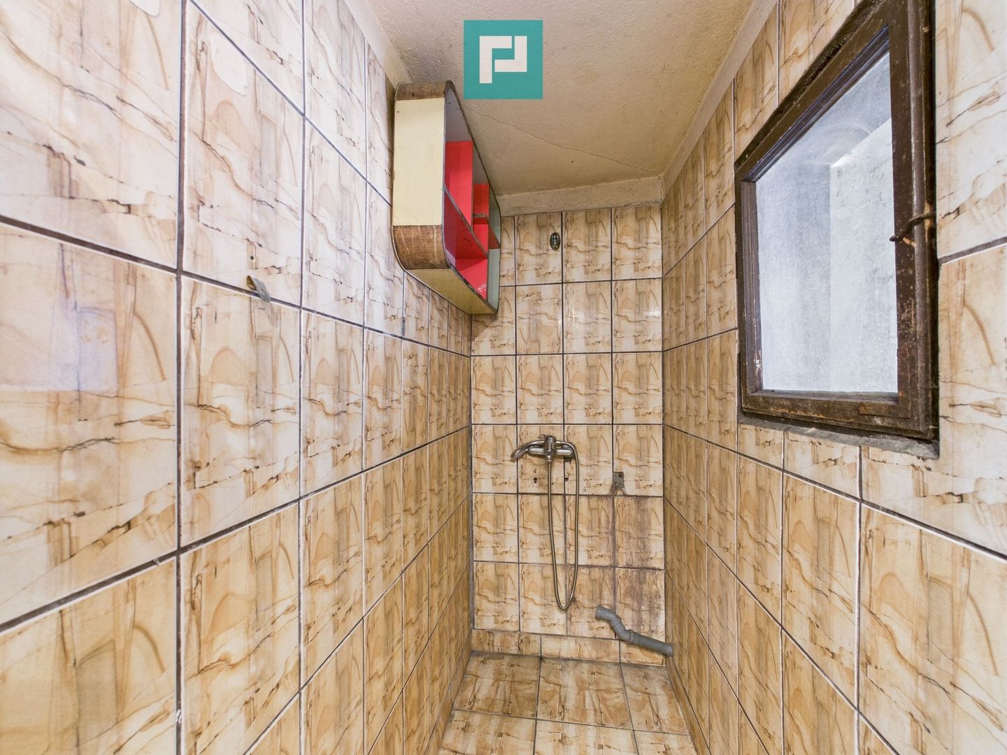 Casă cu etaj Căpâlnaş - Poză 16