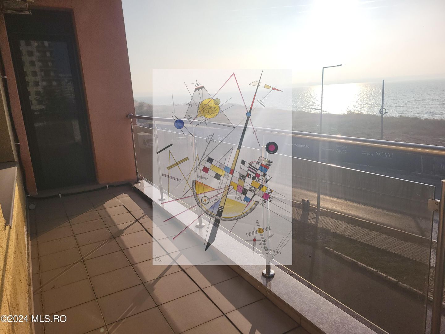 Apartament cu vedere la mare Summerland - Poză 3