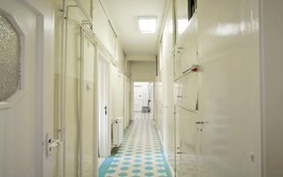 apartament 4 camere in spate la Cocor - Poză 11