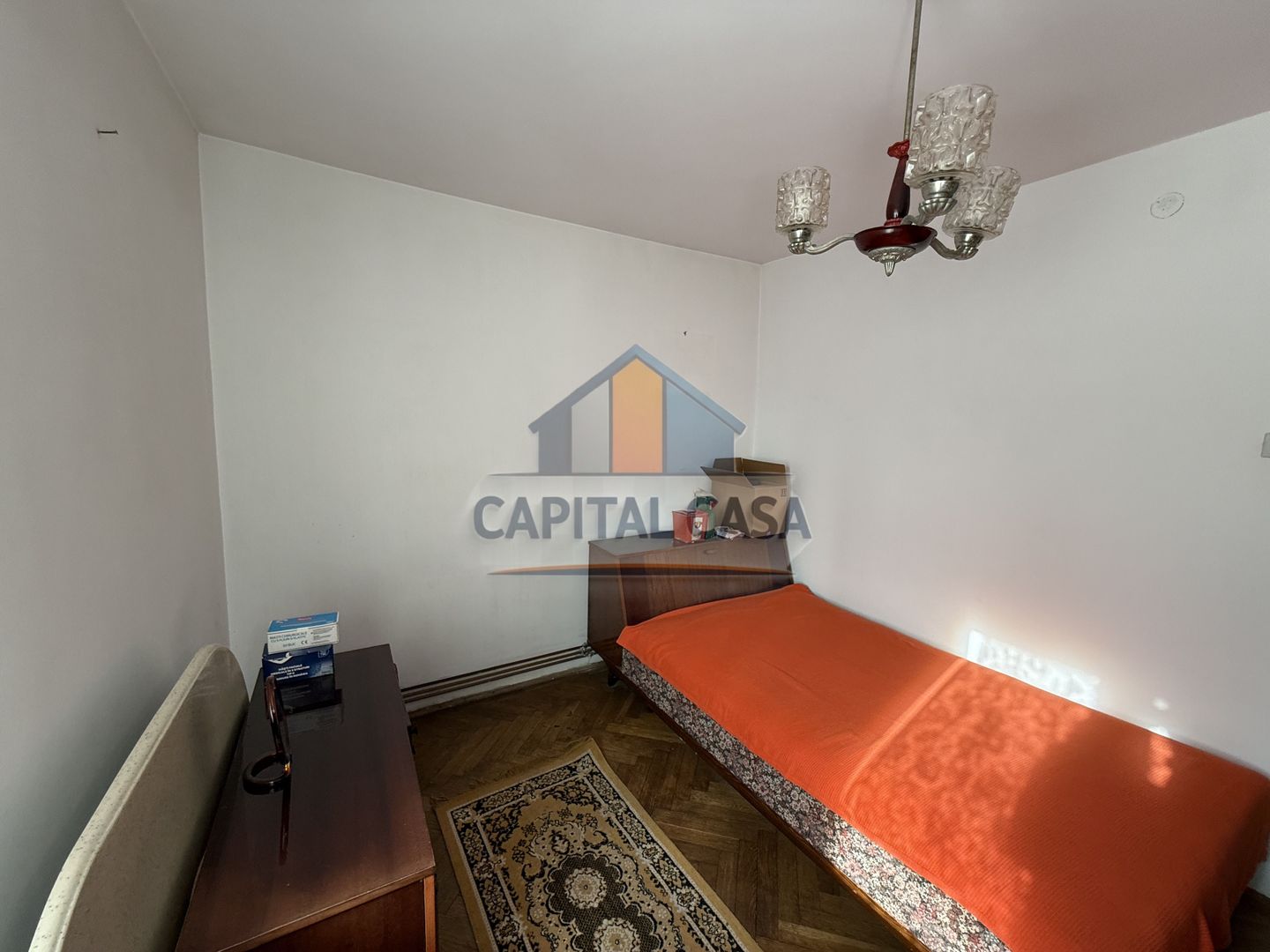Apartament cu 3 camere central - Poză 3