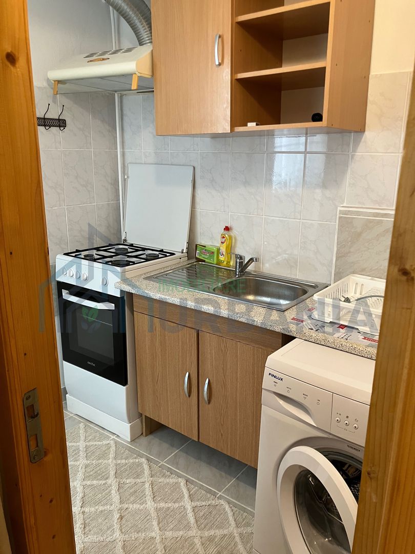 Inchiriez garsoniera in nicolina - Poză 6