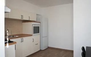 4 camere, 3 dormitoare, 2 băi, boiler, complet renovat - Poză 14