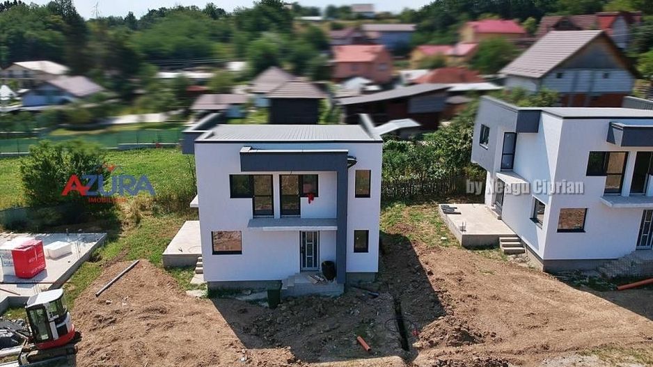 Case Noi Smeura Pitesti - Poză 10