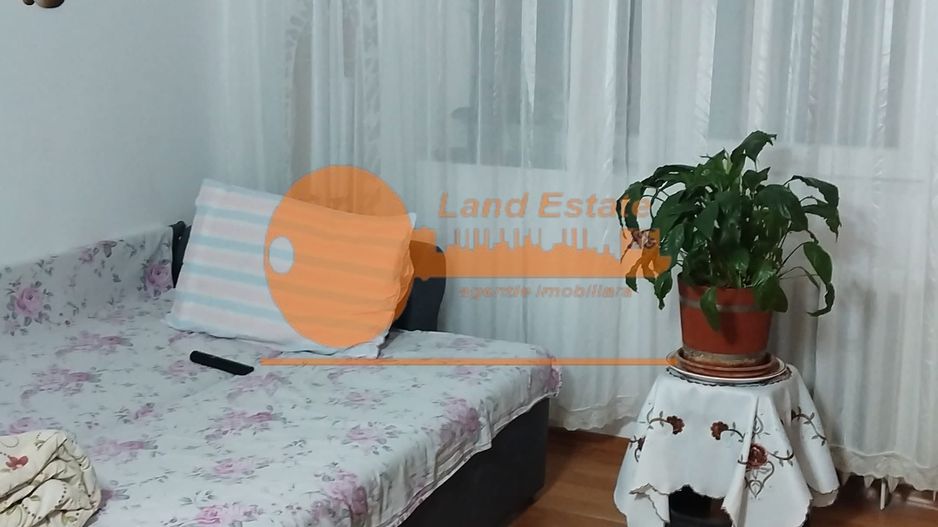 Apartament 2 camere decomandat | zonă 1 Decembrie - Poză 4