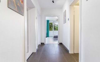 Apartament spațios în Centru, 3 dormitoare, parcare, Parcul Central. - Poză 3