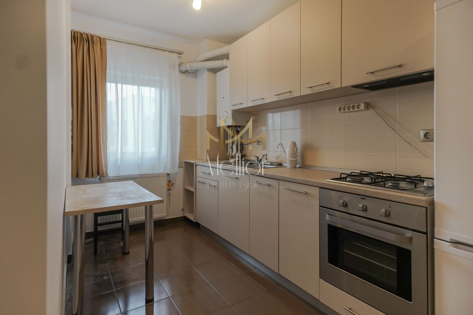 Apartament 2 camere Semicentral, str Paris, 5 min de P-ta M. Viteazul - Poză 1