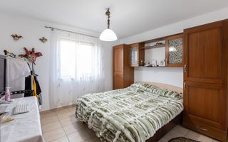 Casă/Vilă cu 4 camere, Buhuși - Poză 4