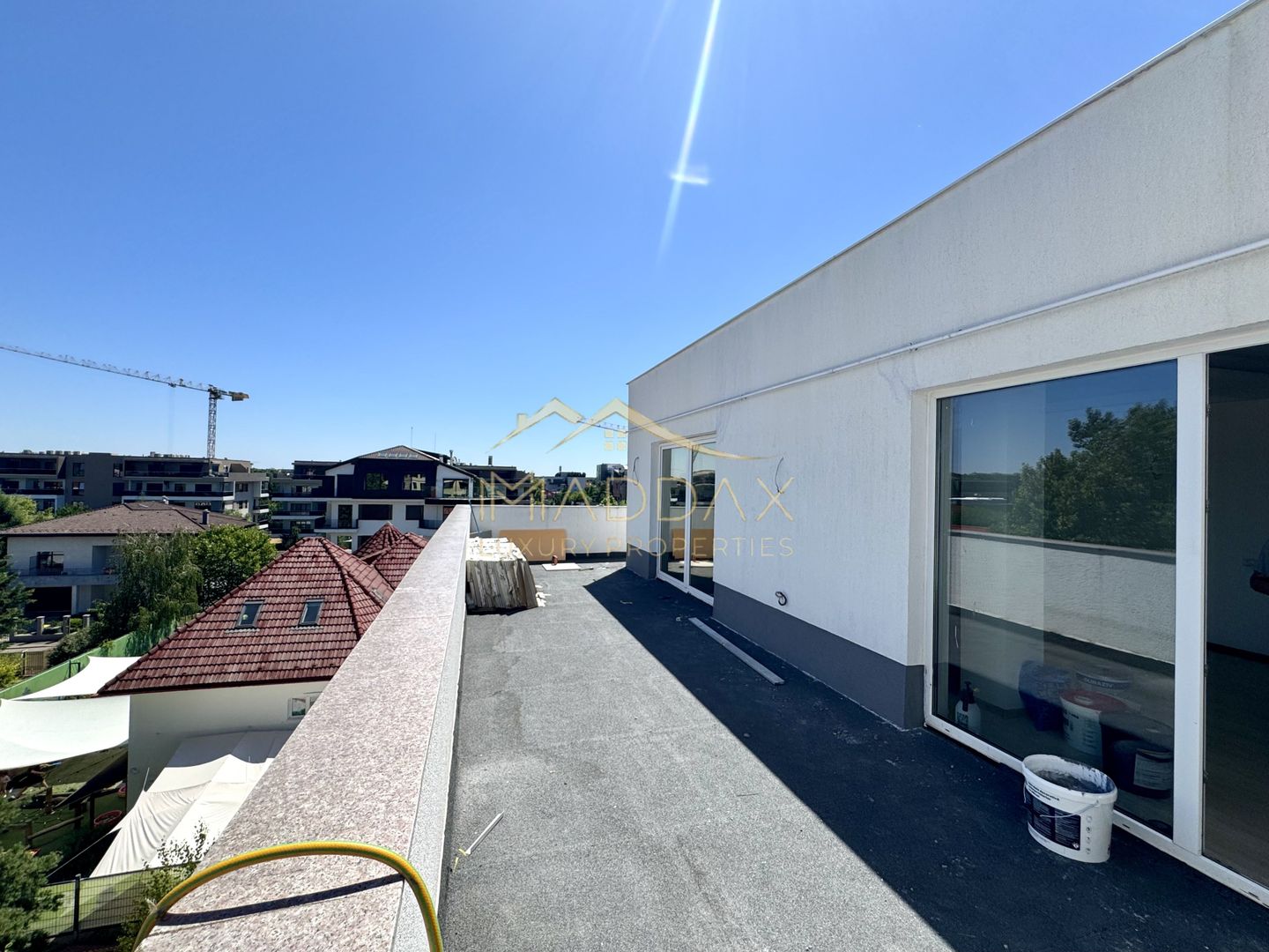 Duplex cu 4 Camere *211mp* Mobilat Complet/ 1 parking / Erou Iancu Nicolae - Poză 2