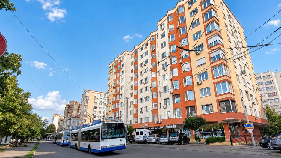 Buiucani | Alba Iulia| 2 + Living | 75 m² | Bloc Nou | Vedere Panoramică - Poză 1
