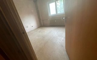 APARTAMENT 4 CAMERE STEFAN CEL MARE - Poză 3
