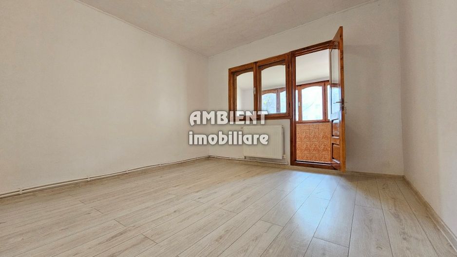 Apartament cu 2 camere decomandate, PARTER, zona CARTIER; - Poză 1