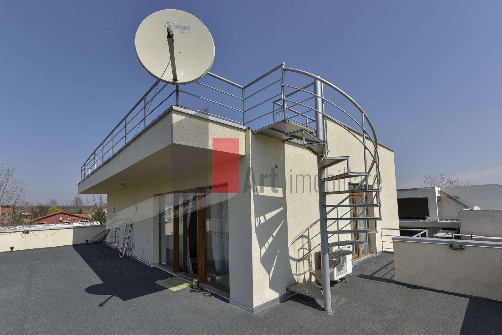 7 cam. | 5 bai | 420 mp | 690 000  euro | zona Mark Twain - Poză 14