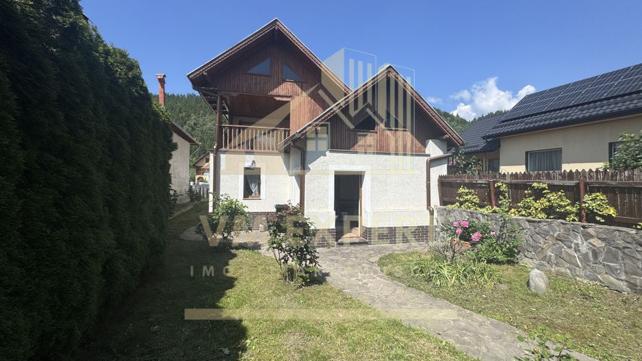 VILA 5 CAMERE, TEREN 4520 MP, LERESTI, ARGES - Poză 3