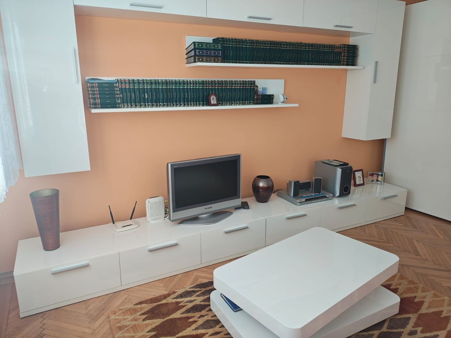 Garsoniera Astra - Poză 1